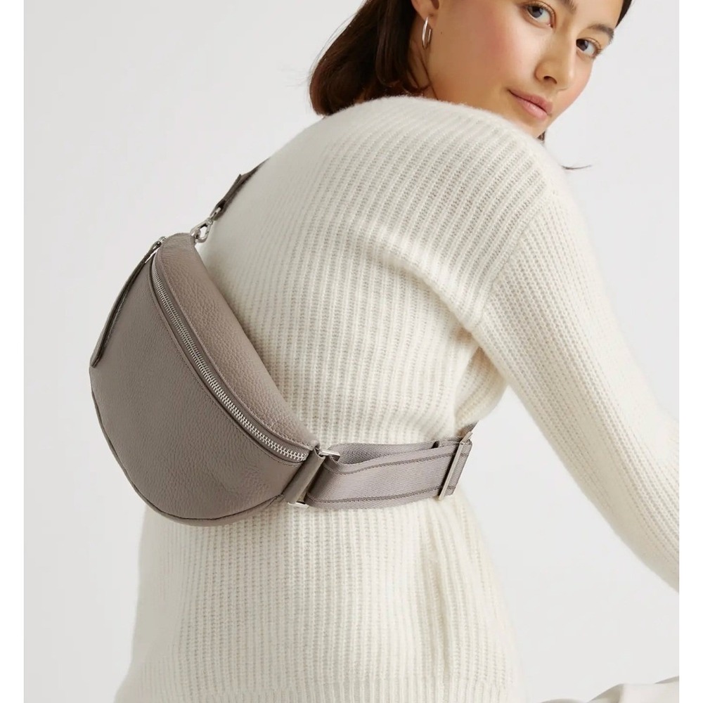Quince Italian Pebbled Leather Sling Bag - Picture 4 of 10